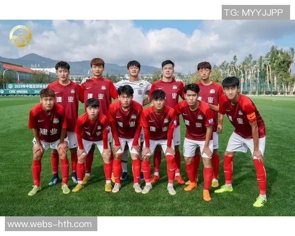 富力与河南建业足球对决精彩回顾与赛后分析 富力与河南建业足球对决精彩回顾与赛后分析